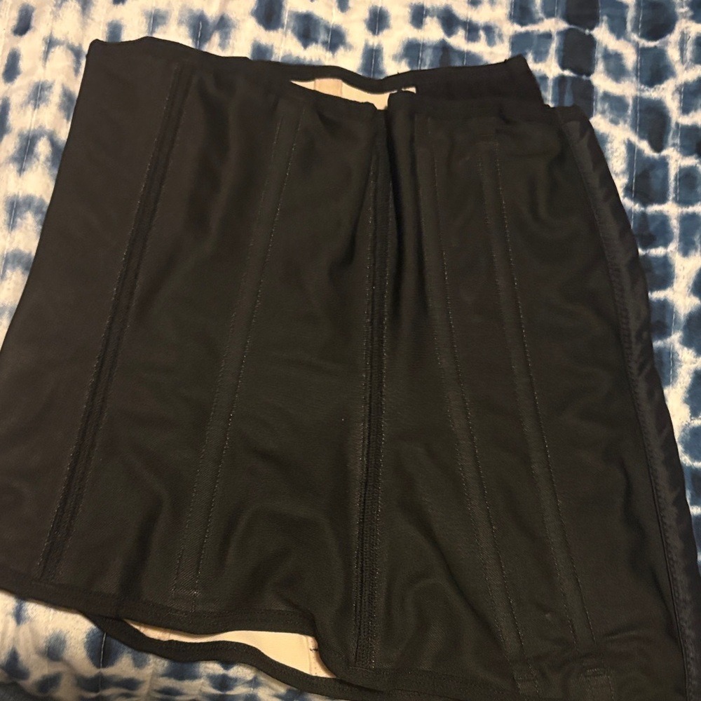 Elegant Black Waist Trainer